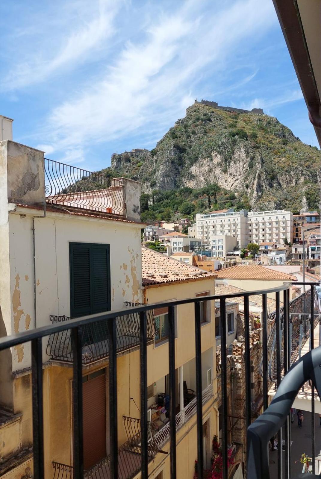 Al Teatro Antico Rooms & House Taormina Exterior foto